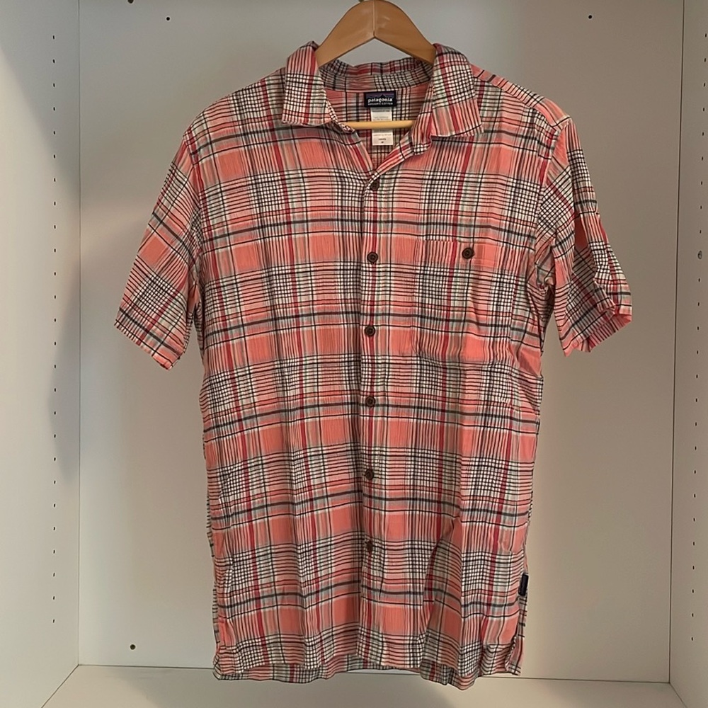Patagonia Men’s A/C Button Up - Size Medium